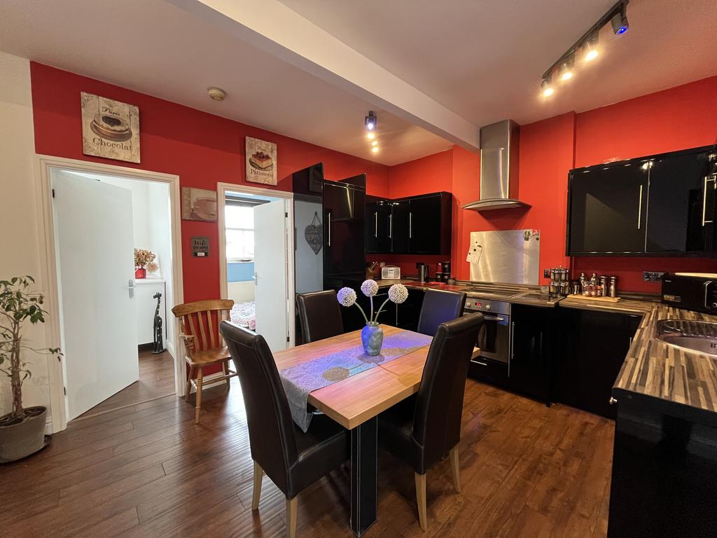 Apartment in Nottingham - View 3