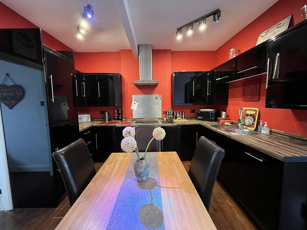 Apartment in Nottingham - View 4