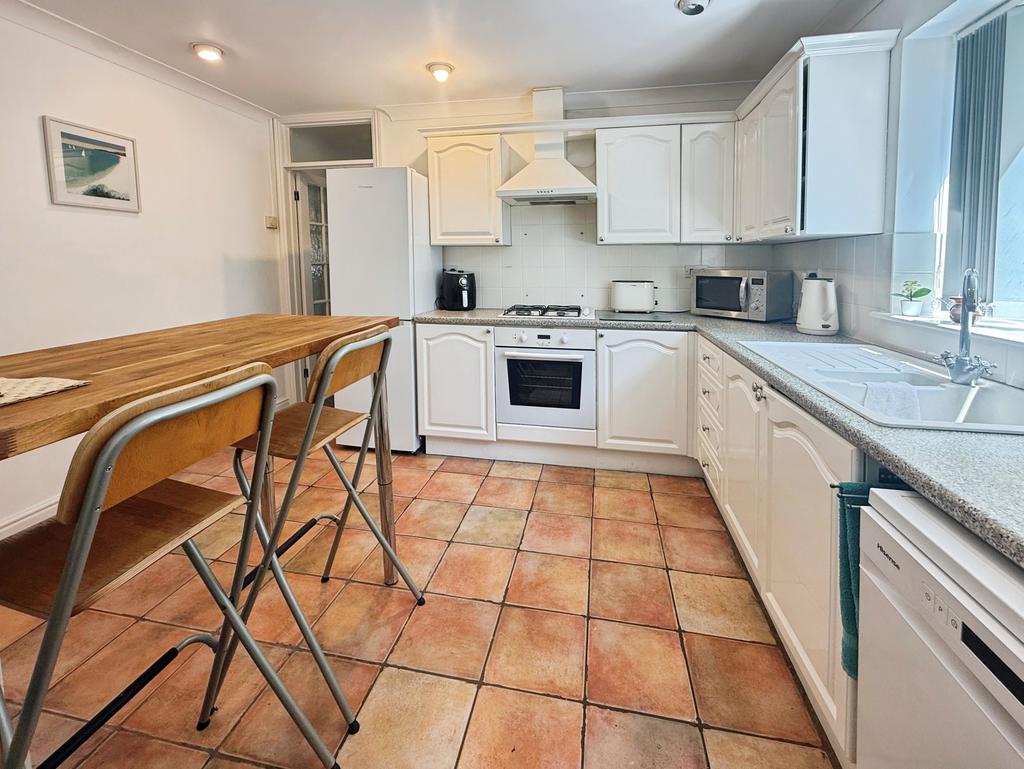 2 bedroom house to rent