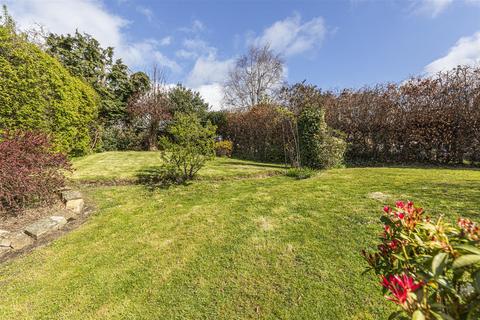 2 bedroom detached bungalow for sale, Station Road, Fenay Bridge, Huddersfield