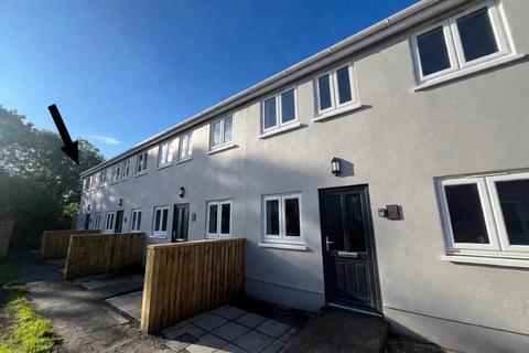 2 bedroom semi-detached house to rent, Forde Court, Kidwelly, Carmarthen, SA17