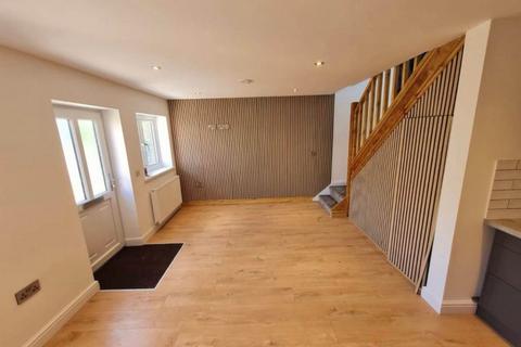 2 bedroom semi-detached house to rent, Forde Court, Kidwelly, Carmarthen, SA17