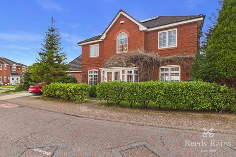 5 bedroom detached house for sale, Stratton Park, Cheshire WA8