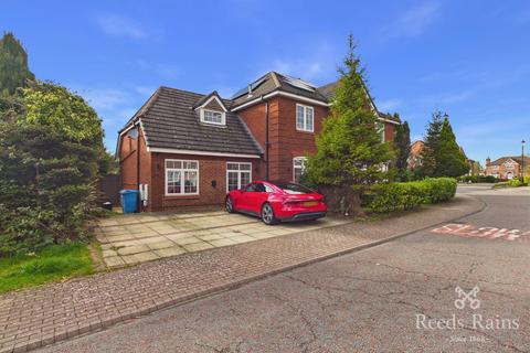 5 bedroom detached house for sale, Stratton Park, Cheshire WA8