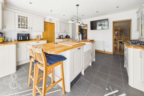 5 bedroom detached bungalow for sale, Sewells Lane, Howe, Norwich