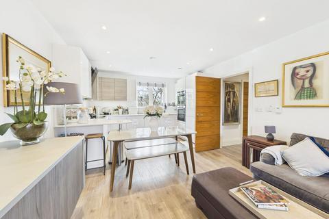 Ashridge Close, East Finchley, London, N3