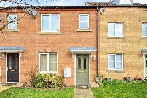 2 bedroom terraced house to rent, Cygnet Road, Dereham, NR19