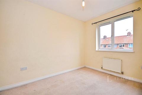 2 bedroom terraced house to rent, Cygnet Road, Dereham, NR19