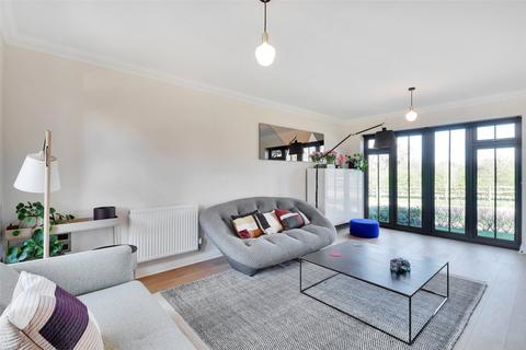 4 bedroom semi-detached house for sale, Fullers Way, Biddenden, Ashford, Kent, TN27