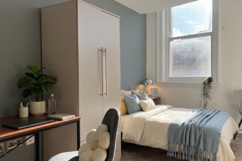 Studio to rent, at Nationwide, Flat 18, 47, Corn Street BS1