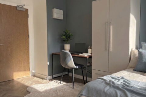 Studio to rent, at Nationwide, Flat 18, 47, Corn Street BS1