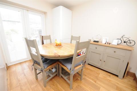 3 bedroom semi-detached house for sale, Wrose View, Shipley, Wrose
