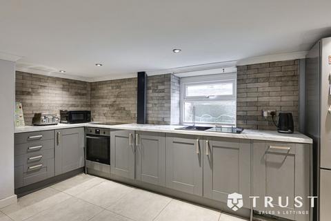 2 bedroom terraced house for sale, Bower Lane, Dewsbury, WF13