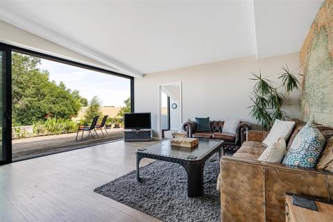 5 bedroom barn conversion for sale, Souldern, Nr Bicester