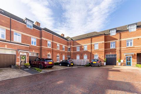 2 bedroom apartment for sale, Hugh Percy Court, Morpeth NE61