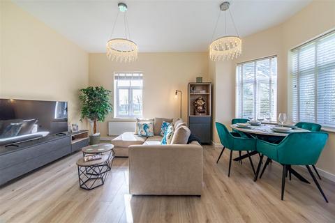 2 bedroom apartment for sale, Hugh Percy Court, Morpeth NE61