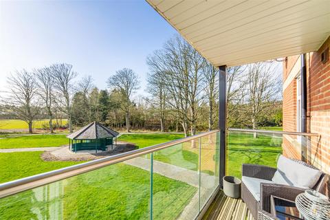 2 bedroom apartment for sale, Hugh Percy Court, Morpeth NE61