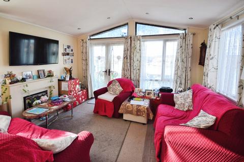 2 bedroom static caravan for sale, Catchwater Meadow Orby Road, Burgh Le Marsh PE24