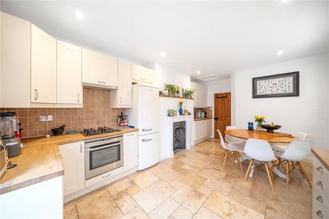 2 bedroom maisonette for sale, Mandalay Road, London, SW4