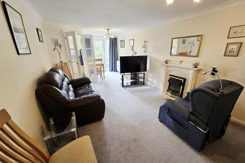 undefined, Manaton Court, Launceston