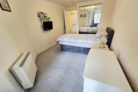 undefined, Manaton Court, Launceston