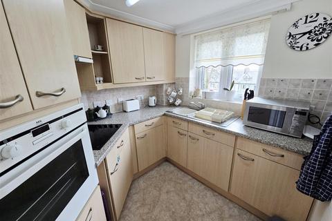 undefined, Manaton Court, Launceston