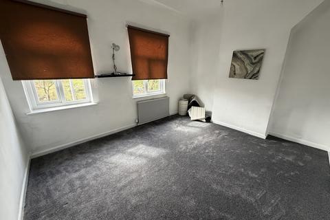3 bedroom terraced house to rent, Church Lane, Manchester, M9