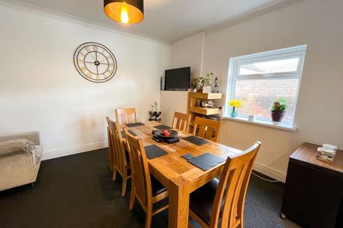 5 bedroom detached house for sale, 29 Smithies Avenue, Sully, The Vale of Glamorgan CF64 5SS