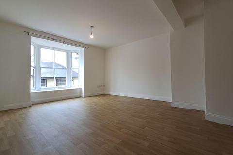 2 bedroom flat to rent, High Street, Fishguard, Pembrokeshire