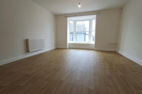 2 bedroom flat to rent, High Street, Fishguard, Pembrokeshire