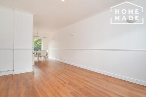 3 bedroom terraced house to rent, Mills Grove, Poplar, E14