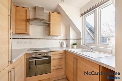 undefined, Abbotsmead Place, Caversham, Reading