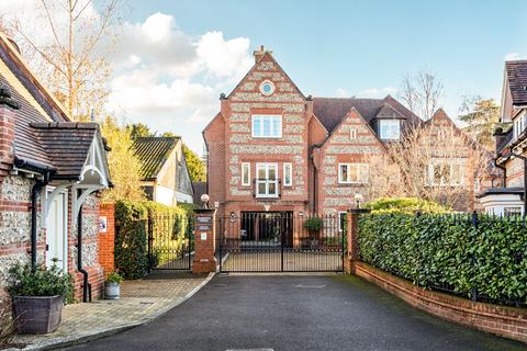 2 bedroom maisonette for sale, Florence Court, Salisbury SP2
