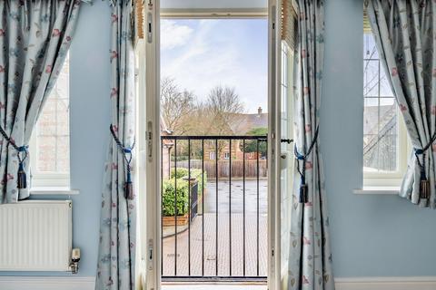 2 bedroom maisonette for sale, Florence Court, Salisbury SP2