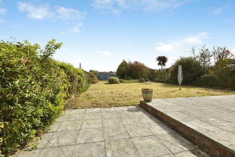 3 bedroom detached bungalow for sale, Clarence Avenue, Cliftonville