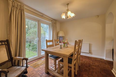 4 bedroom semi-detached house for sale, Dolphin Close, Broadstairs, CT10