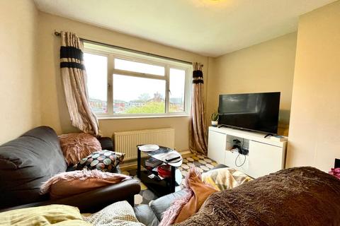 2 bedroom apartment for sale, North Way, Deanshanger, Milton Keynes, MK19