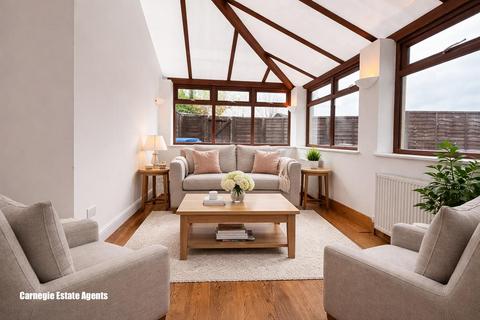 2 bedroom apartment to rent, Burnham Green Road, Welwyn AL6
