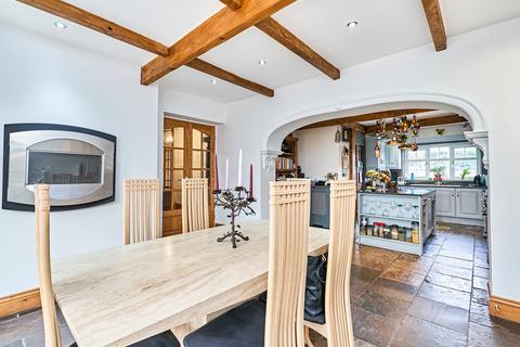 4 bedroom detached house for sale, Stourbridge Road, Penn, Wolverhampton