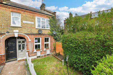 2 bedroom ground floor maisonette for sale, Warner Road, Walthamstow