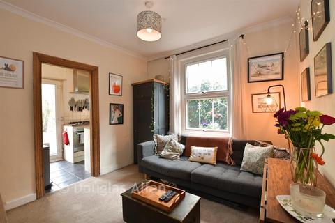2 bedroom ground floor maisonette for sale, Warner Road, Walthamstow