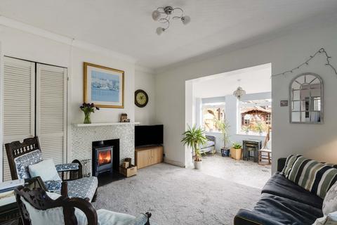 4 bedroom bungalow for sale, Vale Close, Brentwood, CM15