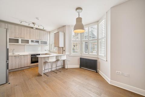 1 bedroom flat to rent, Tournay Road, London SW6