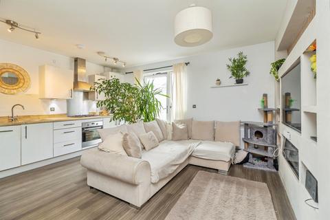 1 bedroom flat for sale, Columbia Place, Campbell Park, MILTON KEYNES