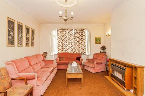 5 bedroom end of terrace house for sale, Kings Avenue, London SW12