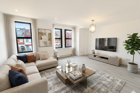 3 bedroom flat to rent, Ivy Road, London NW2