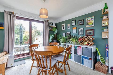 3 bedroom semi-detached house for sale, Elmstone Road, GILLINGHAM