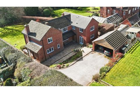 5 bedroom detached house for sale, Green Lane, Dronfield, S18
