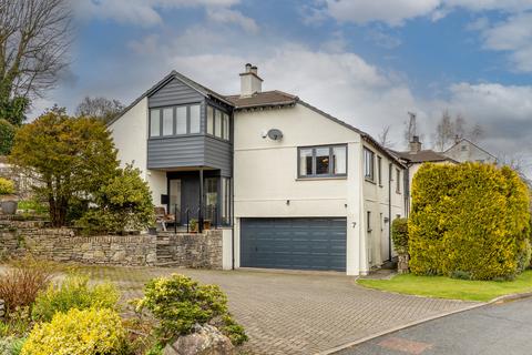 5 bedroom detached house for sale, 7 Kentrigg Walk, Kendal, LA9 6EF