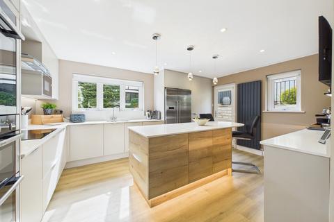 5 bedroom detached house for sale, 7 Kentrigg Walk, Kendal, LA9 6EF
